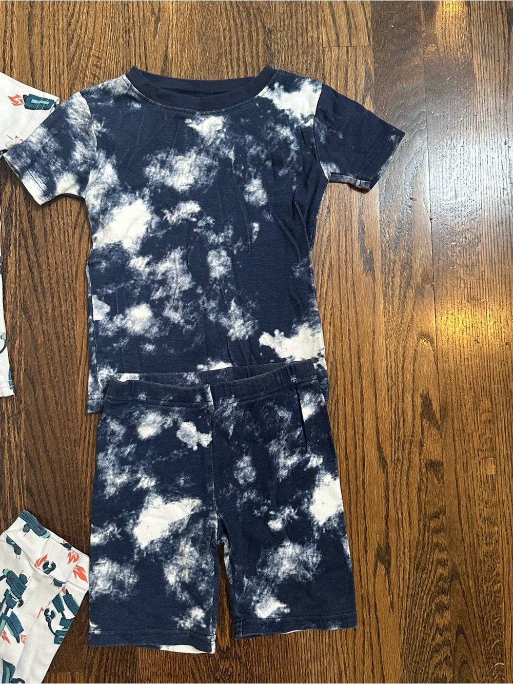 Carters PJs - Picture 2 of 3